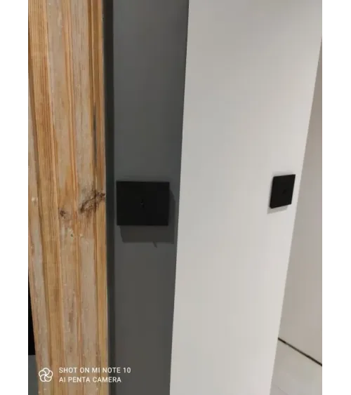 Interrupteur carré noir– Levier 5 couleurs au choix